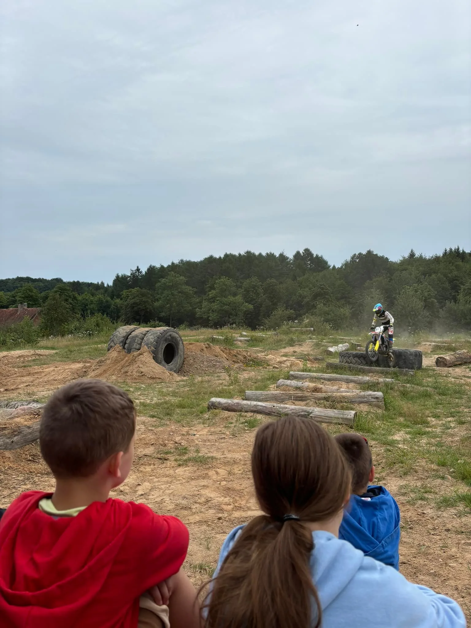 22.07 - 01.08.2024 Obóz rekreacja, survival, motocross w Ogrodnikach