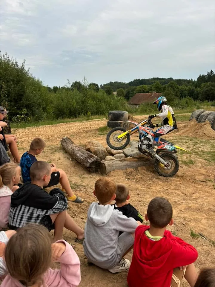 22.07 - 01.08.2024 Obóz rekreacja, survival, motocross w Ogrodnikach