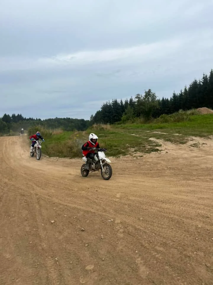 22.07 - 01.08.2024 Obóz rekreacja, survival, motocross w Ogrodnikach