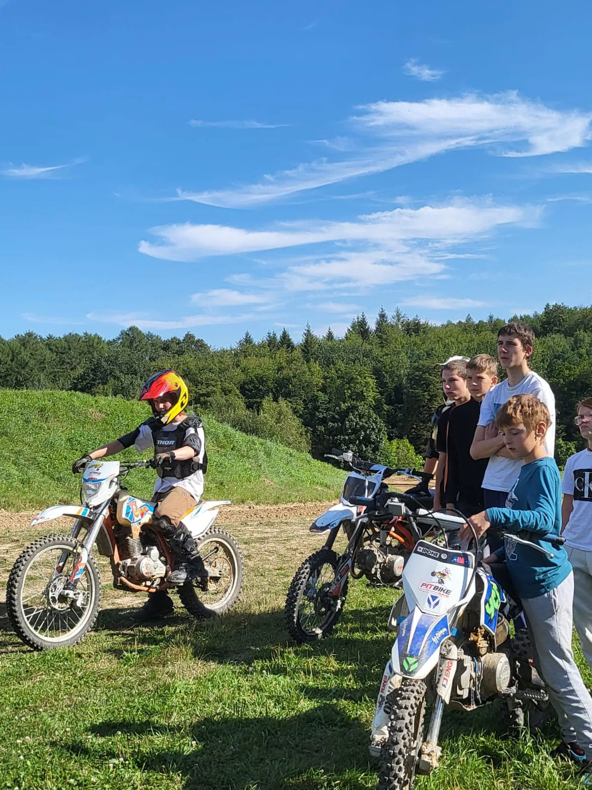01.08 - 11.08.2024 Obóz rekreacja, survival, motocross w Ogrodnikach