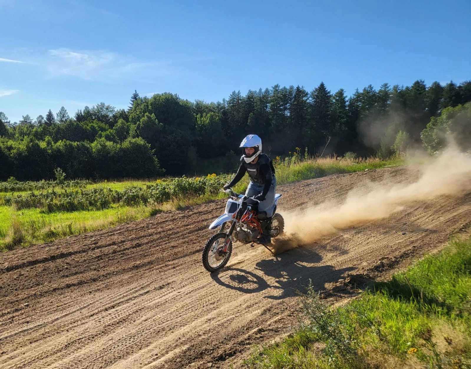 01.08 - 11.08.2024 Obóz rekreacja, survival, motocross w Ogrodnikach