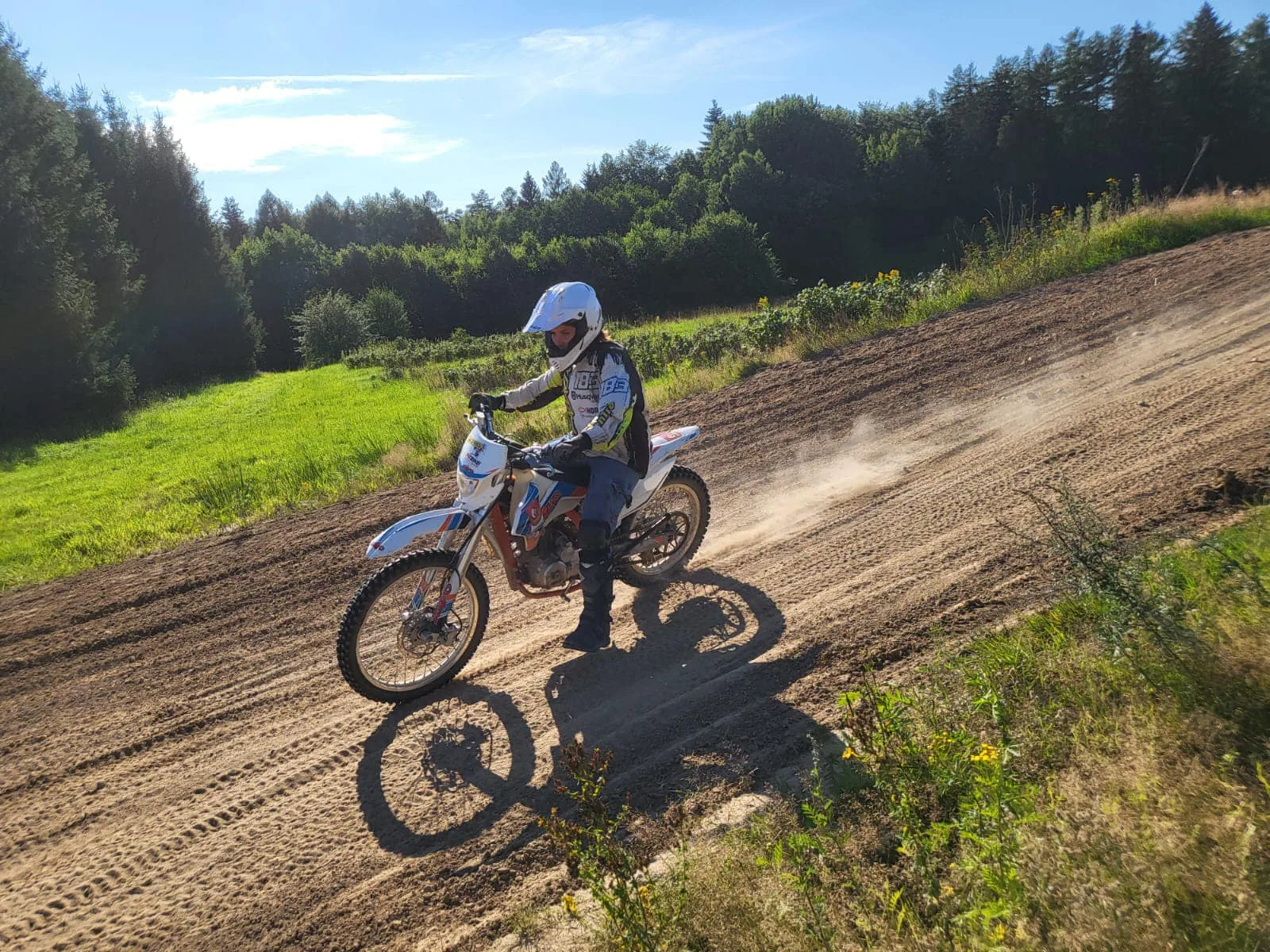 01.08 - 11.08.2024 Obóz rekreacja, survival, motocross w Ogrodnikach