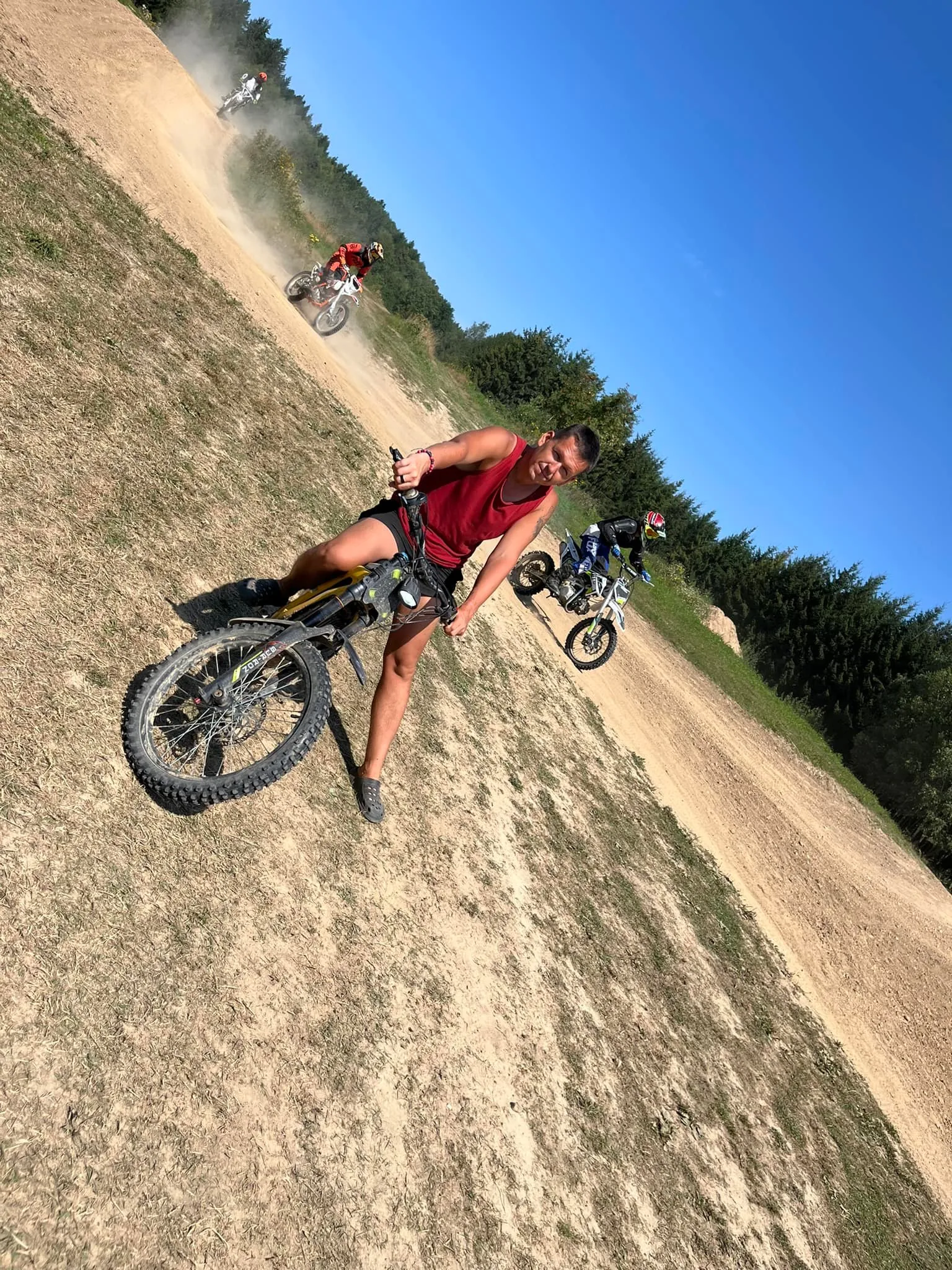 01.08 - 11.08.2024 Obóz rekreacja, survival, motocross w Ogrodnikach