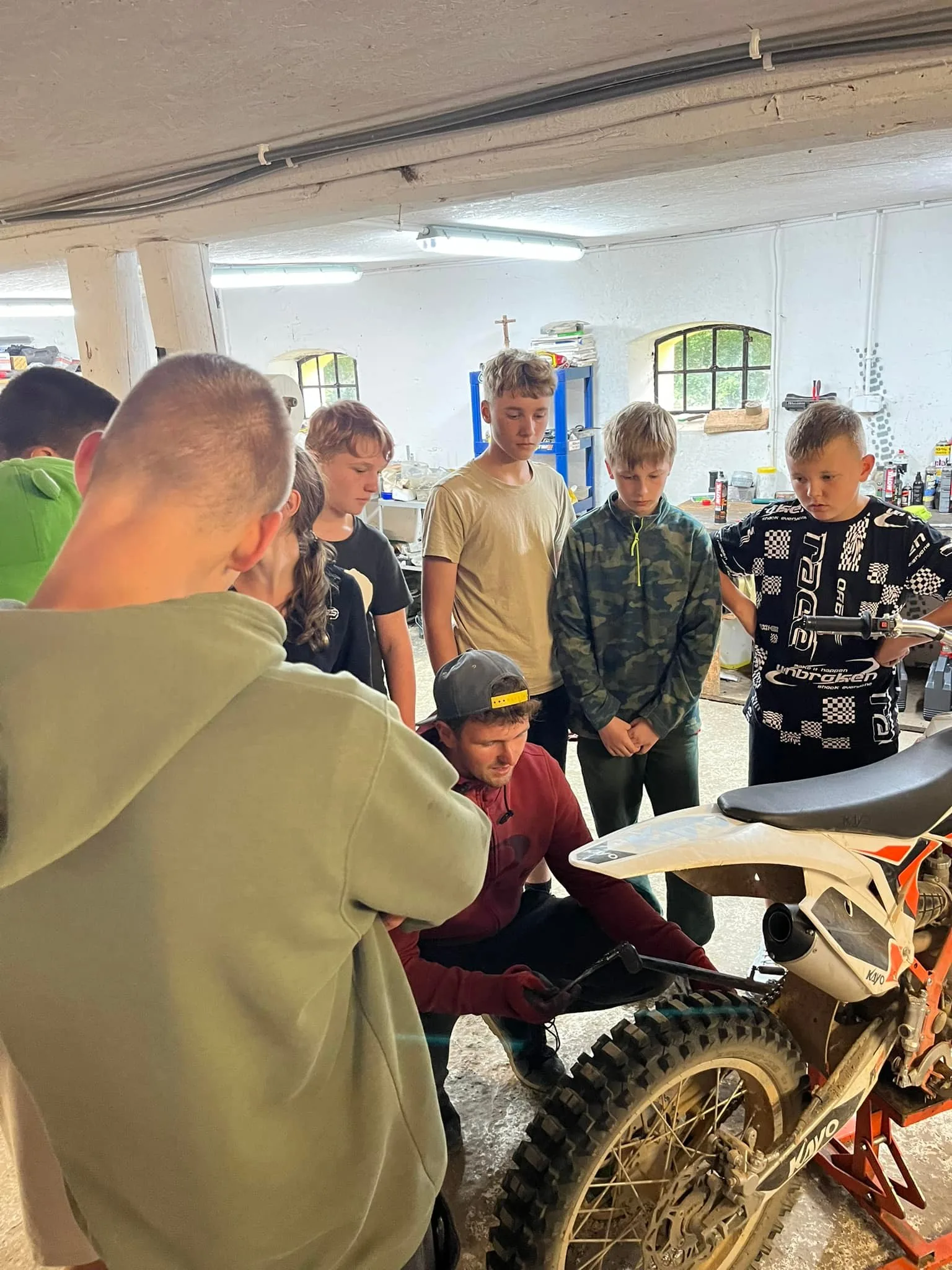 01.08 - 11.08.2024 Obóz rekreacja, survival, motocross w Ogrodnikach