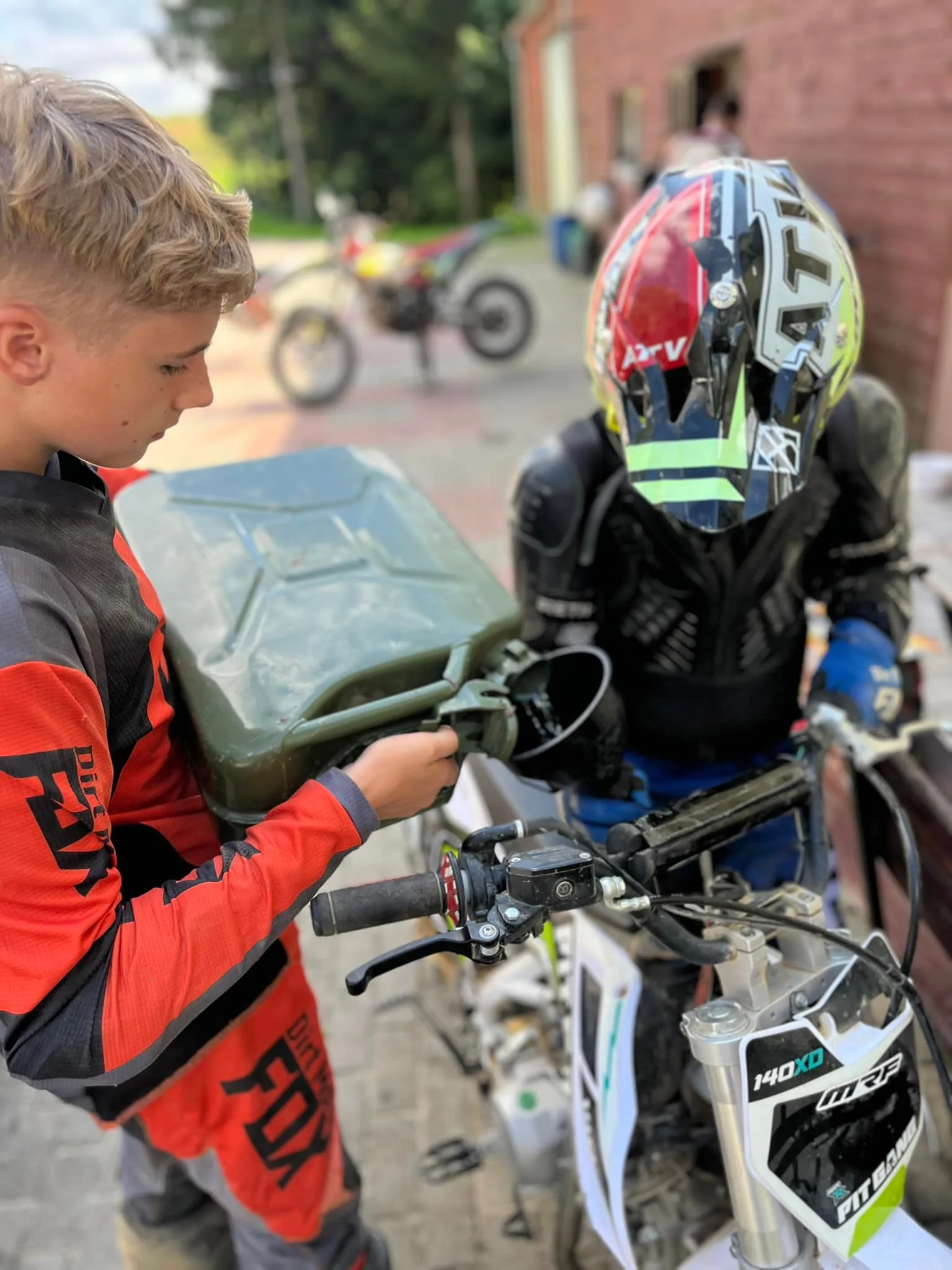 01.08 - 11.08.2024 Obóz rekreacja, survival, motocross w Ogrodnikach