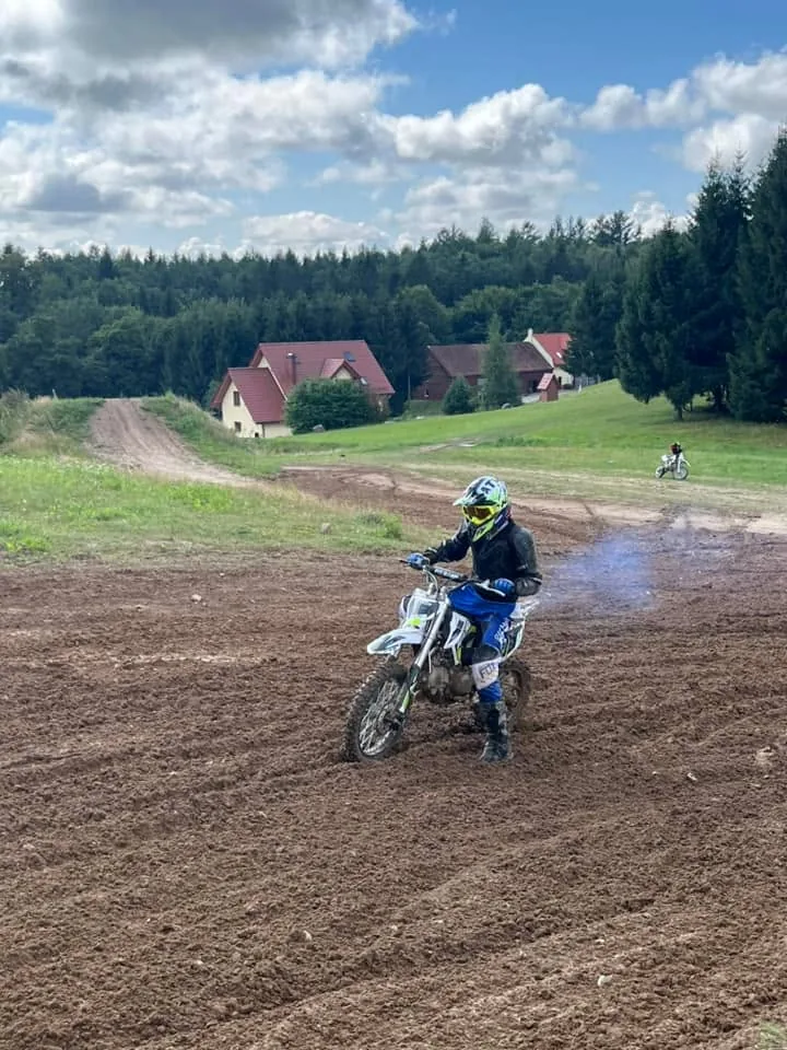 01.08 - 11.08.2024 Obóz rekreacja, survival, motocross w Ogrodnikach