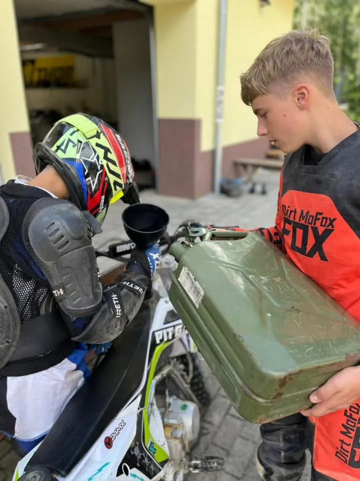 01.08 - 11.08.2024 Obóz rekreacja, survival, motocross w Ogrodnikach