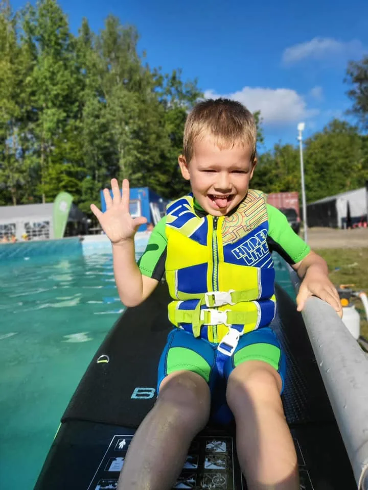 01.08 - 11.08.2024 Obóz rekreacja, survival, motocross w Ogrodnikach