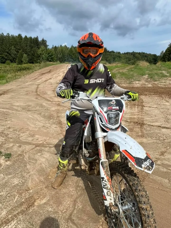 01.08 - 11.08.2024 Obóz rekreacja, survival, motocross w Ogrodnikach