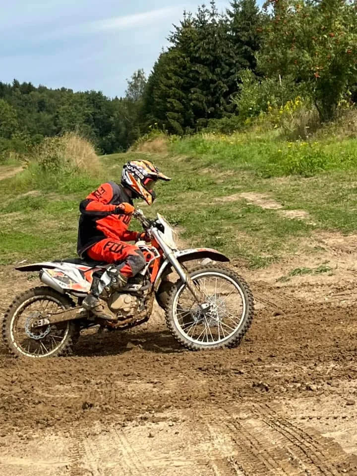 01.08 - 11.08.2024 Obóz rekreacja, survival, motocross w Ogrodnikach