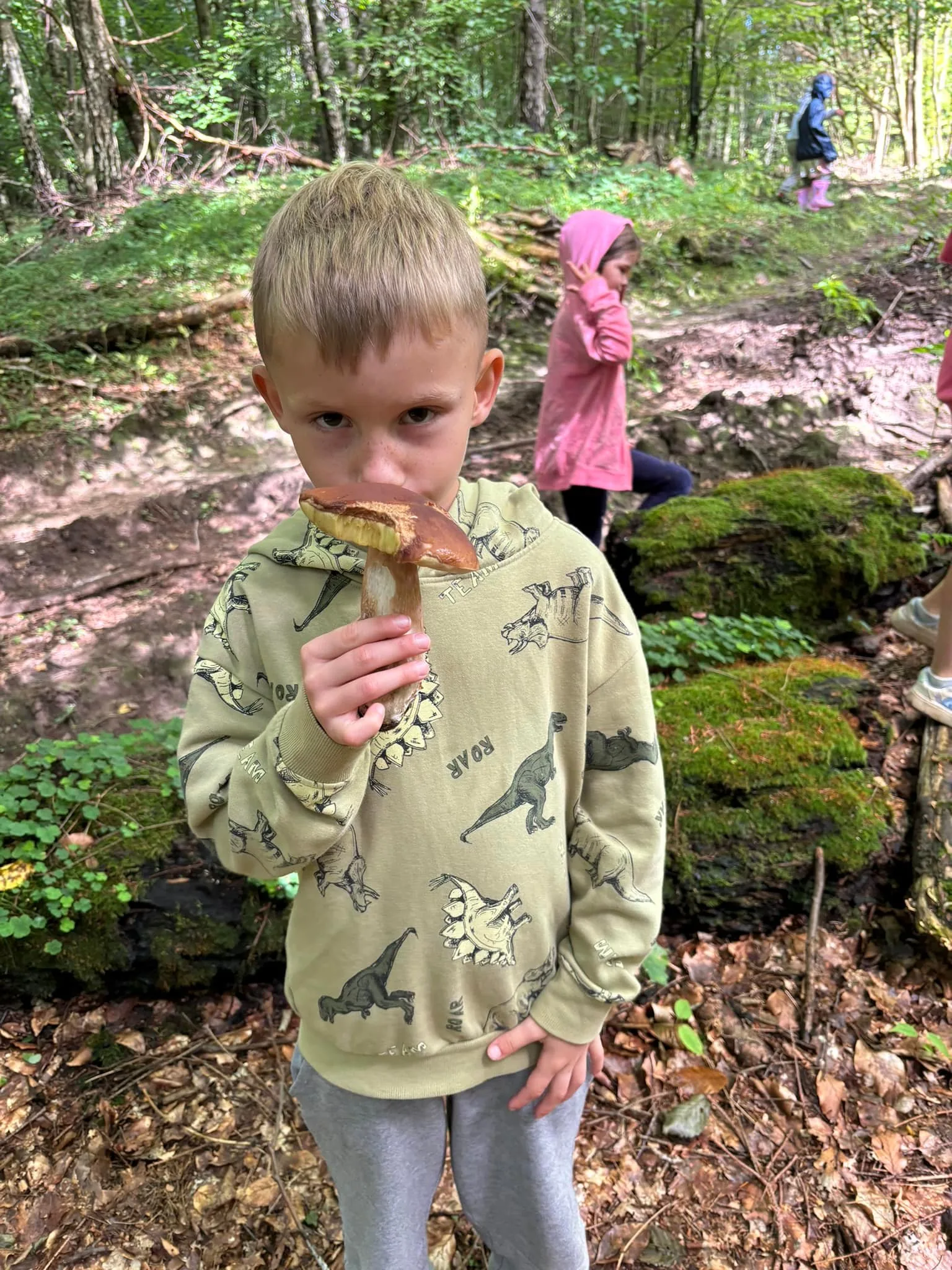 01.08 - 11.08.2024 Obóz rekreacja, survival, motocross w Ogrodnikach