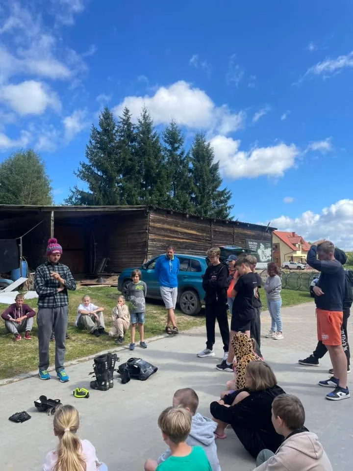 11.08 - 21.08.2024 Obóz rekreacja, survival, motocross w Ogrodnikach