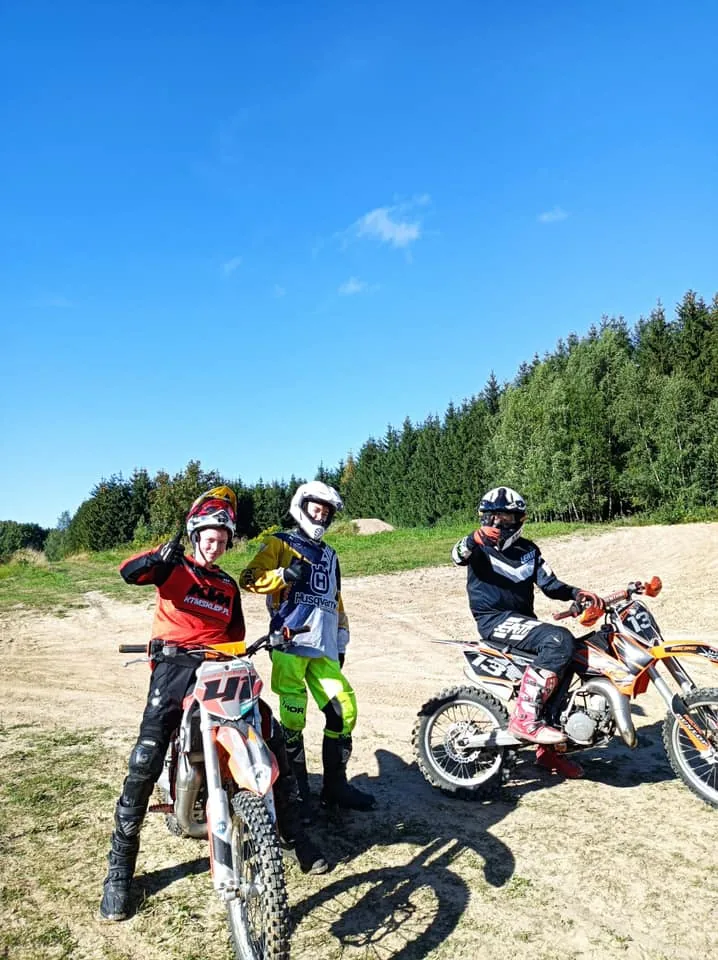 11.08 - 21.08.2024 Obóz rekreacja, survival, motocross w Ogrodnikach