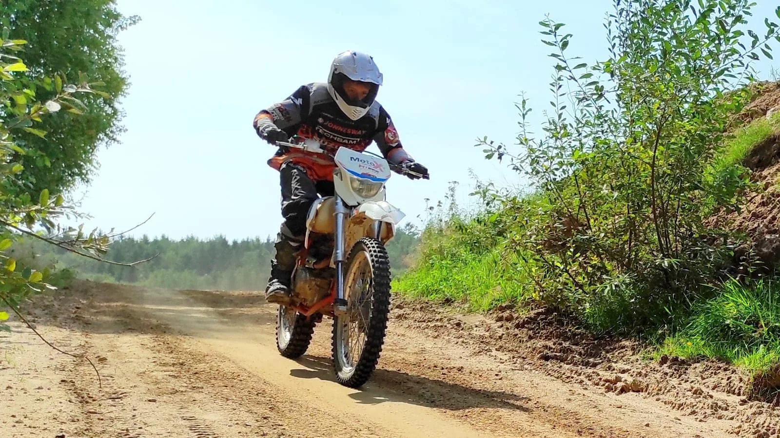 11.08 - 21.08.2024 Obóz rekreacja, survival, motocross w Ogrodnikach