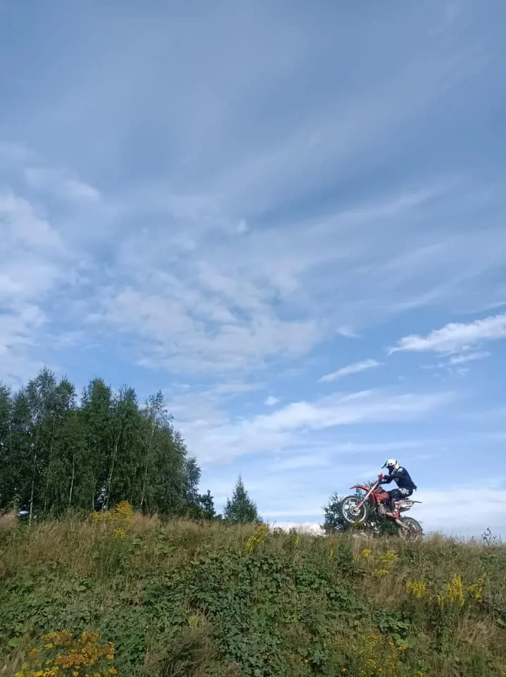 11.08 - 21.08.2024 Obóz rekreacja, survival, motocross w Ogrodnikach