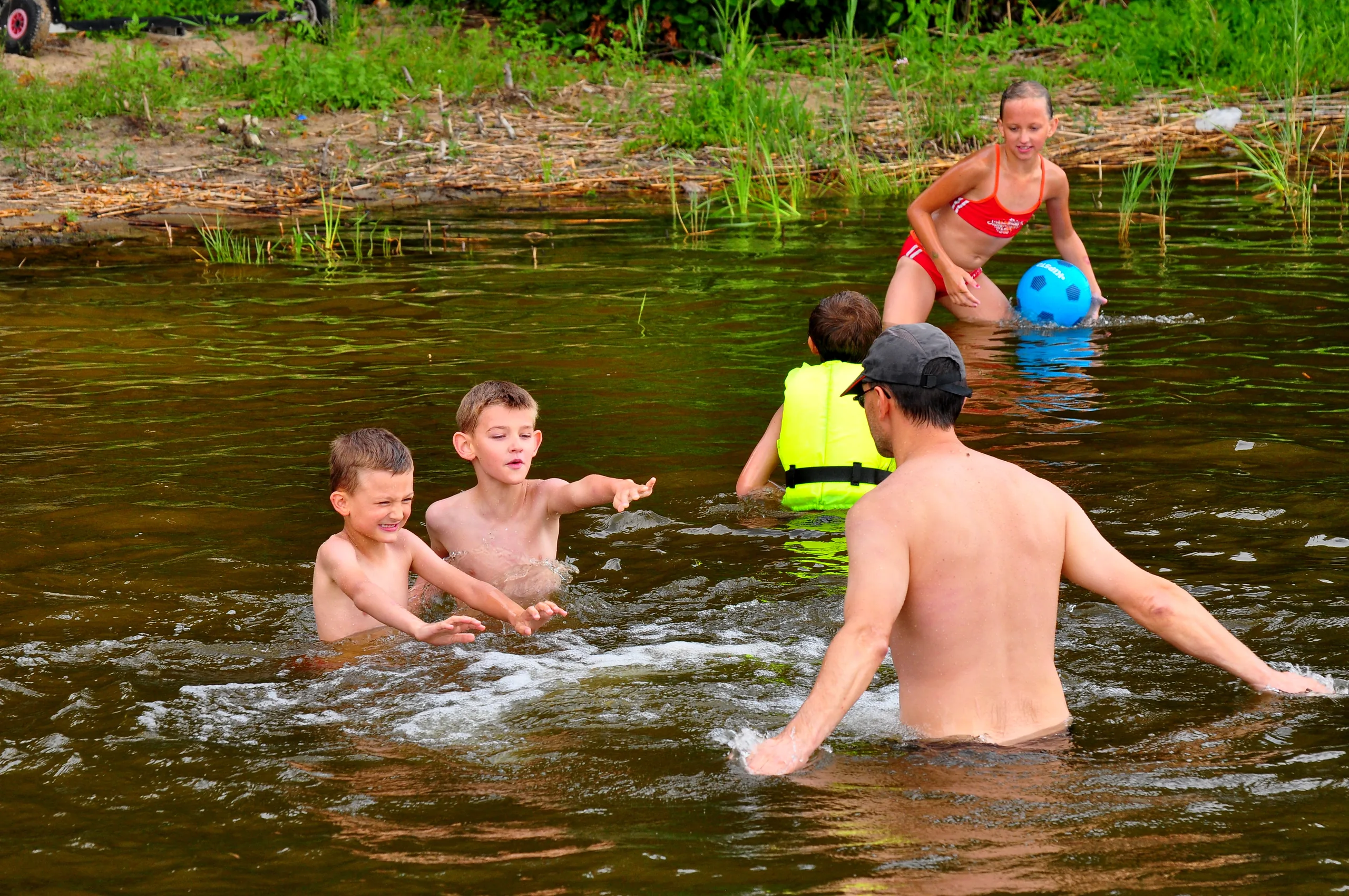 15.07 - 25.07.2018 Obóz rekreacyjno sportowy w Sarnówku
