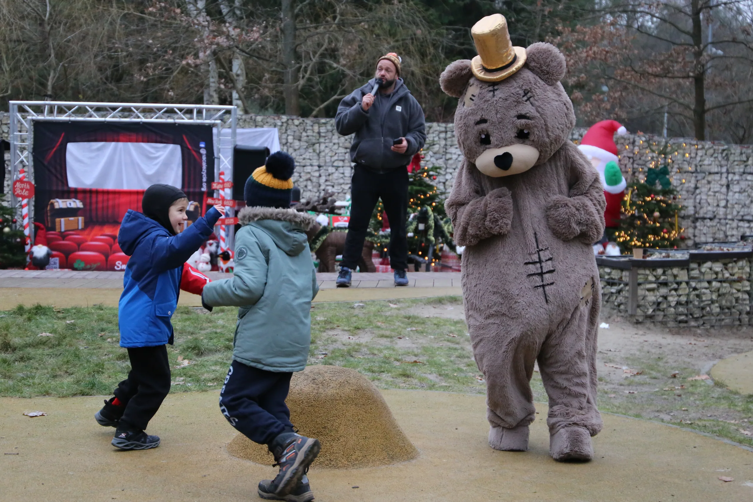 14.12.2024 Świąteczna Impreza w Parku Kultury w Powsinie